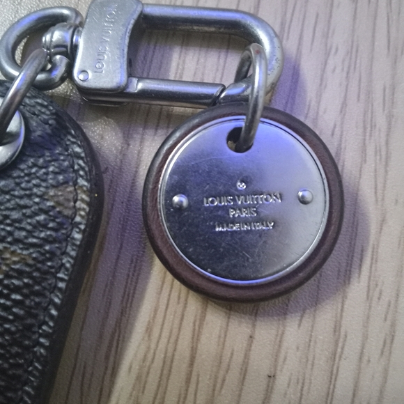 Louis Vuitton Brown keychain fob - Picture 4 of 4